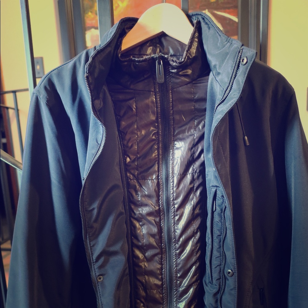 Tumi jacket small size in really good condition